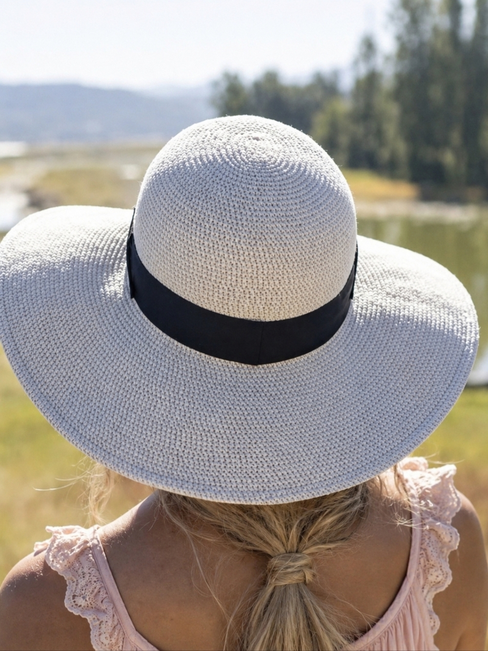 UVF Wide Brim Sunhat Adjustable Chin Strap Sun Protection Cream Tan Off White